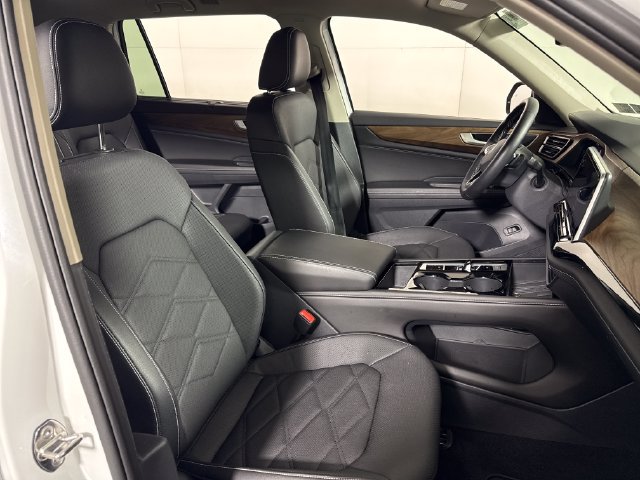 Certified 2026 Volkswagen Atlas SE AWD/4WD image 14