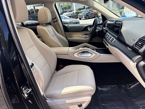 Used 2024 Mercedes-Benz GLE 450 4MATIC image 17