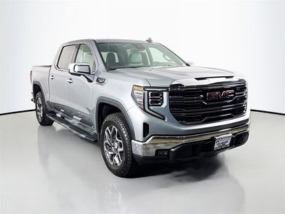 New 2026 GMC Sierra 1500 SLT w/ SLT Premium Package