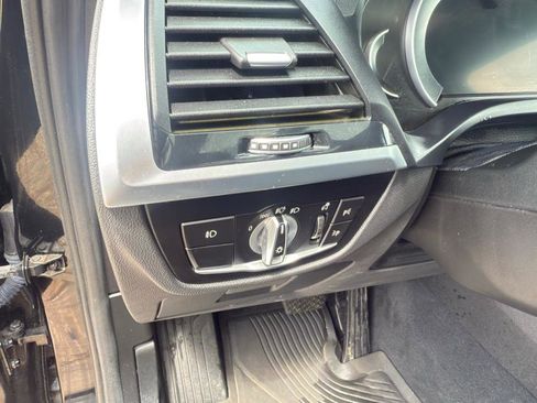 Used 2018 BMW X3 xDrive30i image 15