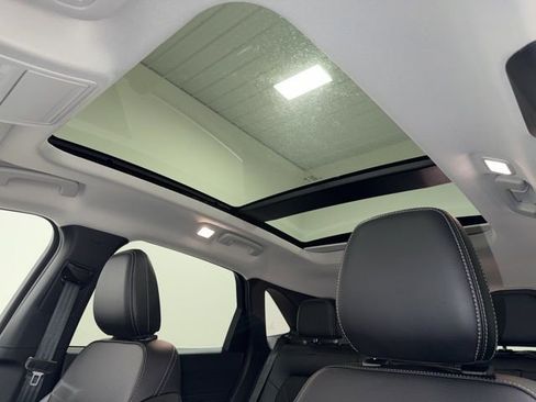 New 2026 Ford Escape SE w/ PHEV Premium Package image 16