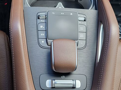 Used 2024 Mercedes-Benz GLS 450 4MATIC image 22