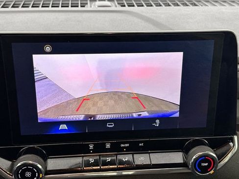 Used 2023 Chevrolet Colorado Trail Boss w/ Advanced Trailering Package image 12