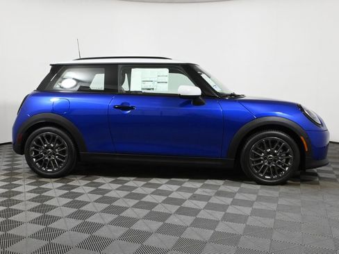 Used 2025 MINI Cooper S image 8