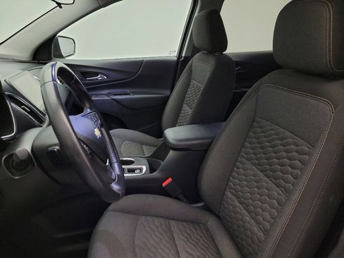 Used 2021 Chevrolet Equinox LT image 17