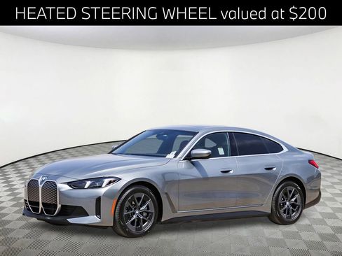 Certified 2025 BMW i4 eDrive40 RWD image 4
