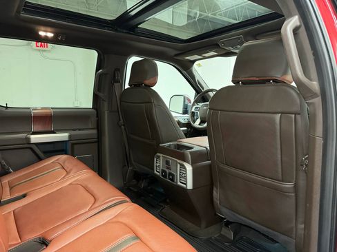 Used 2019 Ford F150 King Ranch image 14