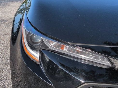 Used 2024 Toyota Corolla LE FWD image 9