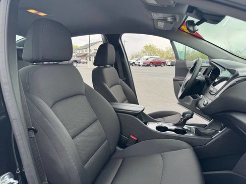 Used 2025 Chevrolet Malibu LT FWD image 33
