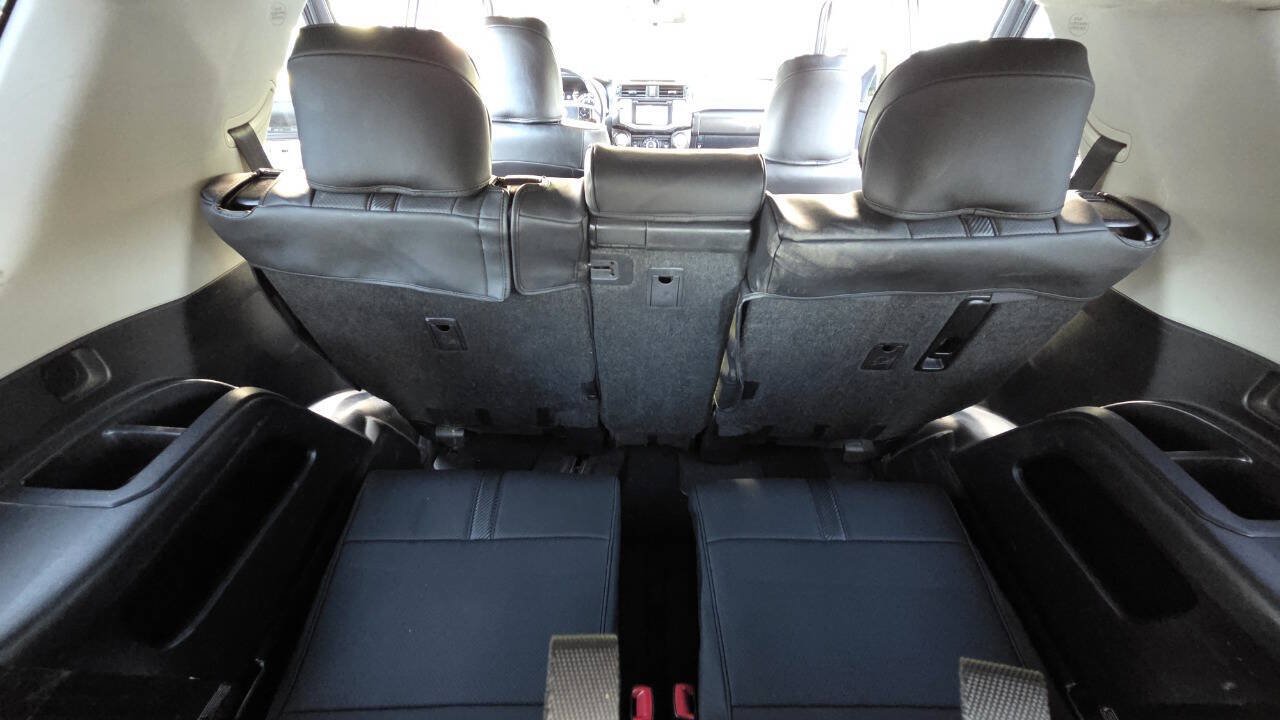 Used 2014 Toyota 4Runner SR5 AWD/4WD image 44