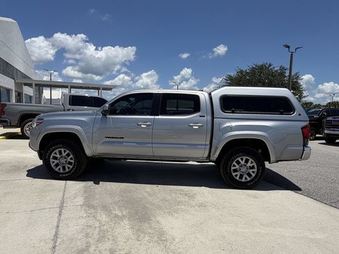 Used 2019 Toyota Tacoma SR5 RWD image 8