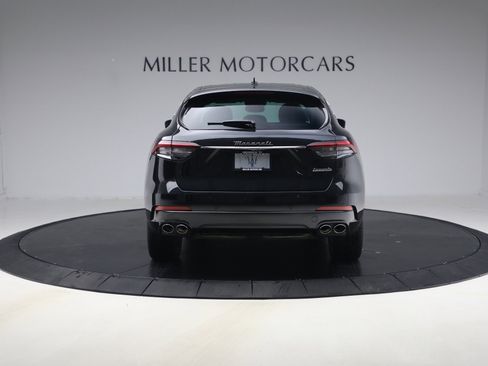 Certified 2023 Maserati Levante GT image 5