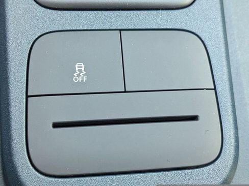 New 2025 Ford Maverick XL image 22