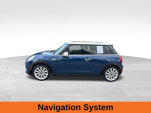 Used 2015 MINI Cooper 2-Door Hardtop image 2