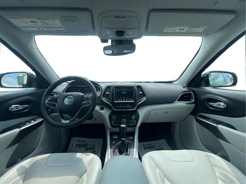 Used 2022 Jeep Cherokee Latitude Lux AWD/4WD image 6