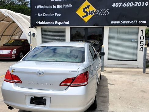 Used 2005 Toyota Avalon image 11