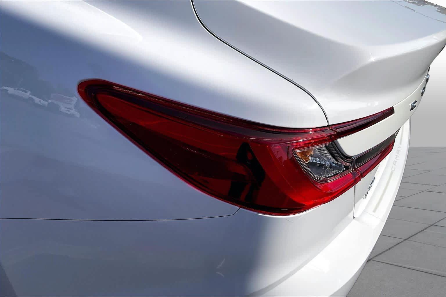 Used 2025 Toyota Camry LE FWD image 28