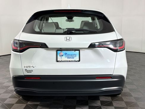 Used 2025 Honda HR-V LX image 7