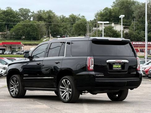 Used 2018 GMC Yukon Denali w/ Denali Ultimate Package AWD/4WD image 2