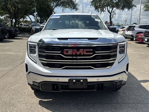 Used 2026 GMC Sierra 1500 SLT AWD/4WD image 10