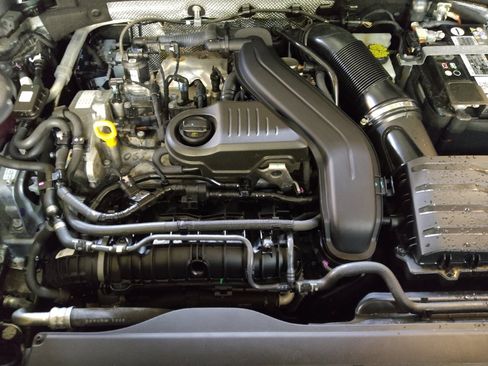 Used 2023 Volkswagen Taos S w/ Driver Assistance Package image 30