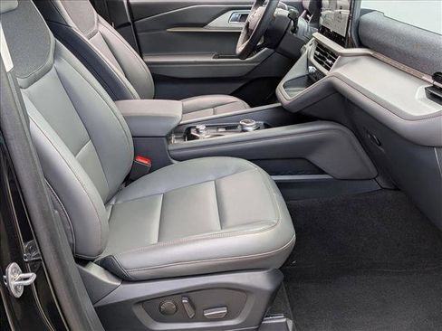 Certified 2026 Ford Explorer Active w/ Active Comfort Package RWD image 21