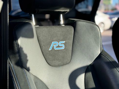 Used 2016 Ford Focus RS image 38