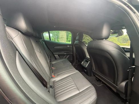 Certified 2023 Maserati Grecale Modena AWD/4WD image 31