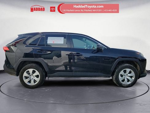 Certified 2022 Toyota RAV4 LE image 6