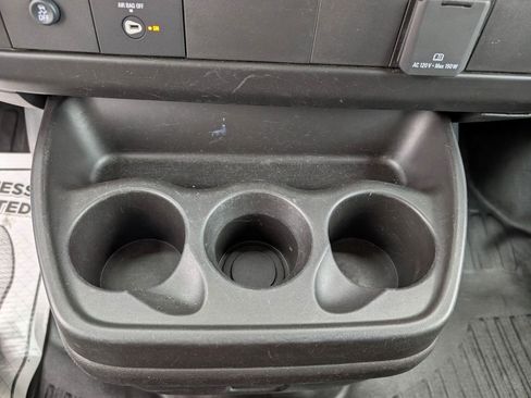 Used 2024 GMC Savana 2500 w/ Driver Convenience Package image 14