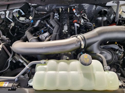 New 2025 Ford F150 Lariat w/ Equipment Group 502A High image 27