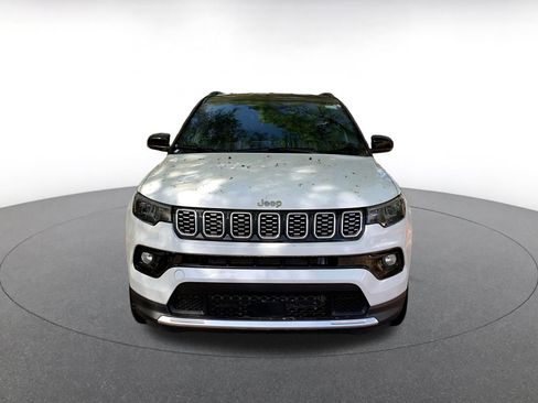Used 2025 Jeep Compass Limited image 2