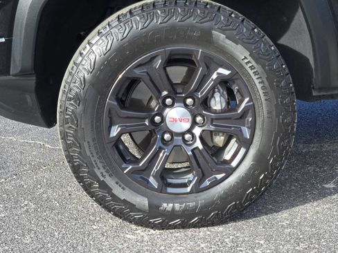 Certified 2023 GMC Canyon Elevation w/ Convenience Package image 12