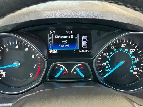 Used 2015 Ford Escape SE w/ Equipment Group 201A FWD image 21