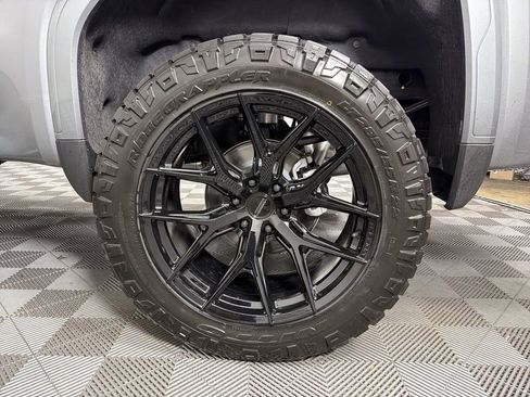 New 2025 GMC Sierra 1500 Elevation w/ Elevation Premium Package image 17