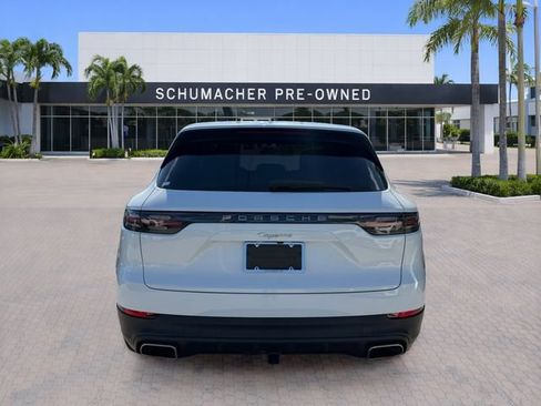Used 2021 Porsche Cayenne AWD/4WD image 6