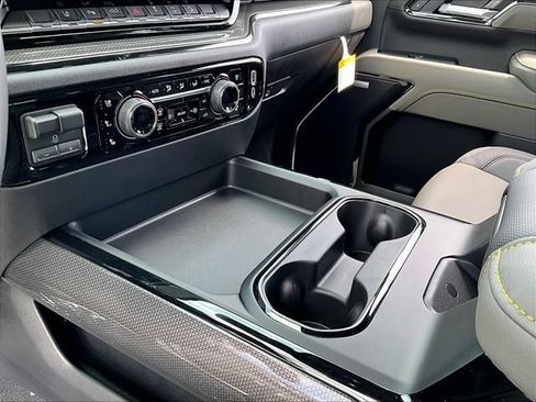 New 2026 Chevrolet Silverado 2500 ZR2 w/ LPO, Dark Essentials Package AWD/4WD image 13