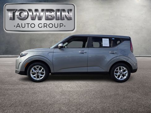 Certified 2024 Kia Soul LX w/ Option Group 015 image 8