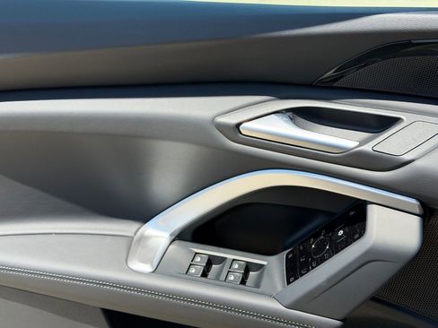 New 2025 Audi Q5 Premium AWD/4WD image 32