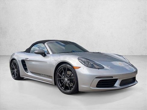 Used 2022 Porsche 718 Boxster image 3