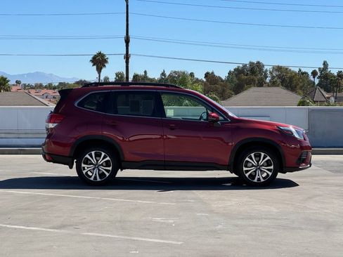 Certified 2024 Subaru Forester Limited w/ Pop Package 2 AWD/4WD image 30