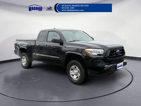 Used 2023 Toyota Tacoma SR image 8