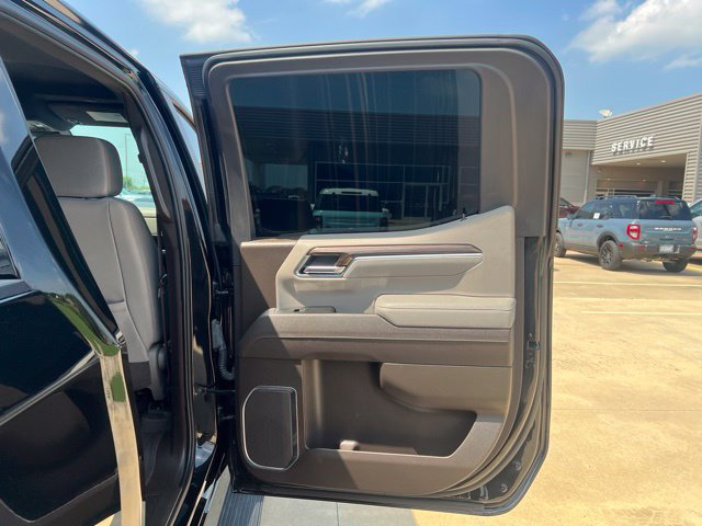 Used 2025 Chevrolet Silverado 1500 LT Trail Boss w/ Convenience Package II AWD/4WD image 22