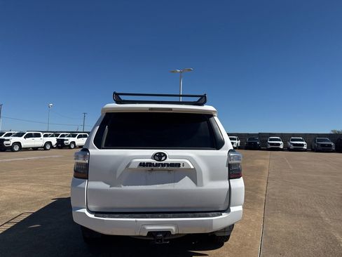 Used 2023 Toyota 4Runner SR5 Premium w/ Moonroof Package image 17