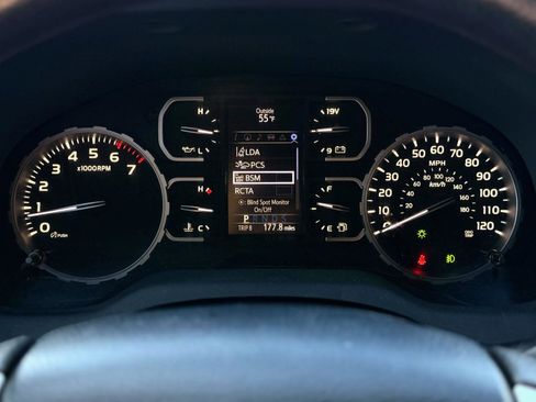 Used 2020 Toyota Tundra SR5 image 20