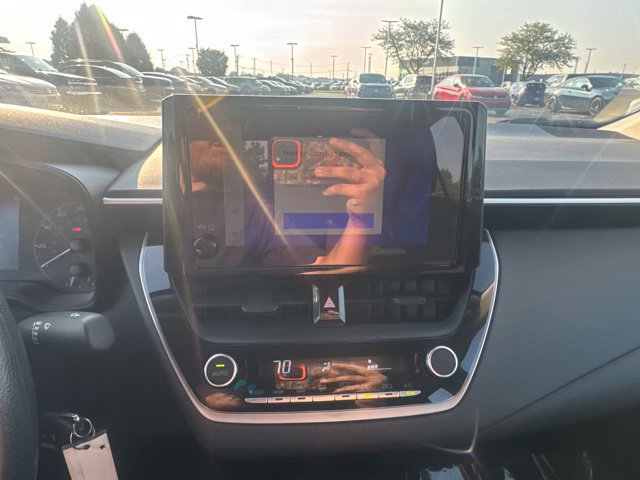 Used 2024 Toyota Corolla LE FWD image 22