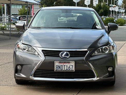 Used 2017 Lexus CT 200h FWD image 6