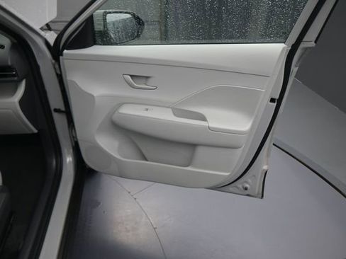 Used 2025 Hyundai Kona SEL AWD/4WD image 63