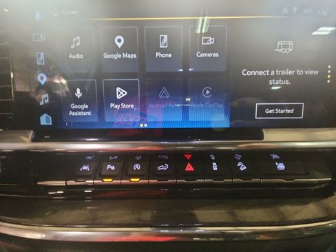 Used 2023 Chevrolet Silverado 1500 LTZ w/ LTZ Premium Package AWD/4WD image 17