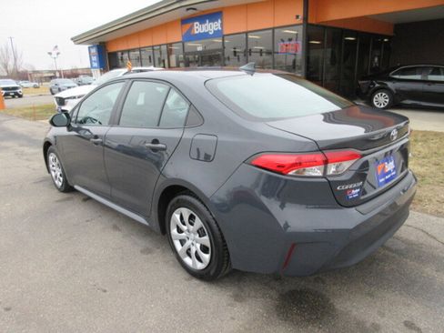 Used 2024 Toyota Corolla LE image 3